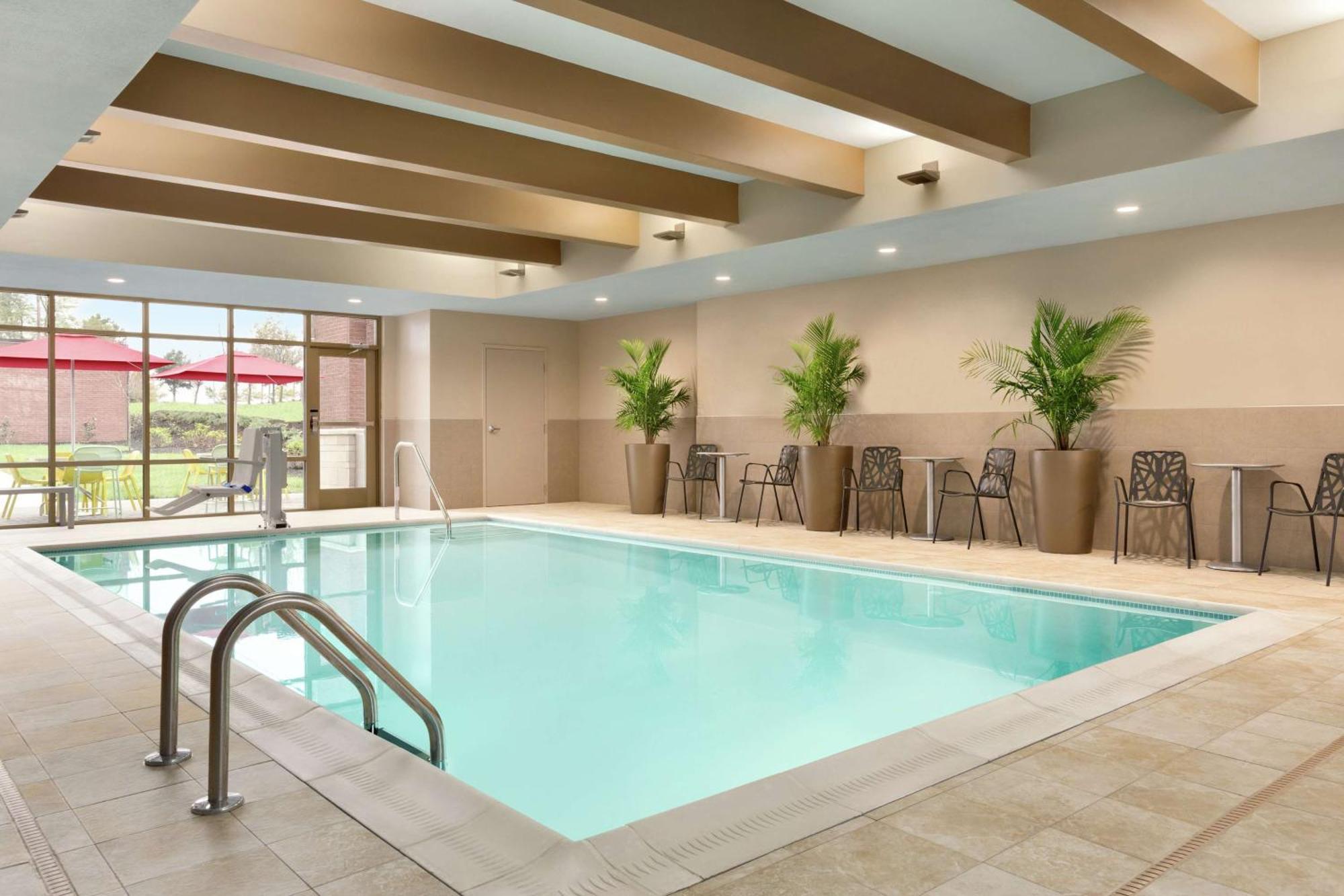 Home2 Suites By Hilton Florence Cincinnati Airport South Buitenkant foto